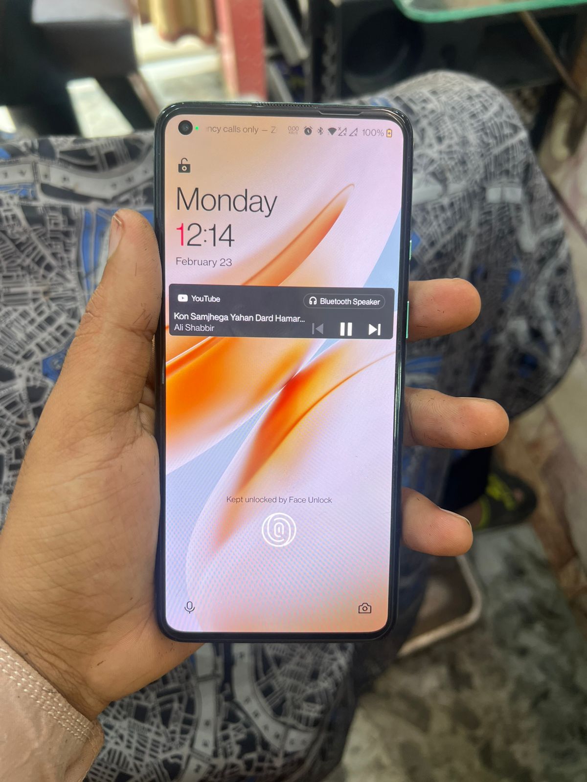 Urgent Sale OnePlus 8T 12/256 Non PTA – 9/10 – Full Box – Lahore – 50k