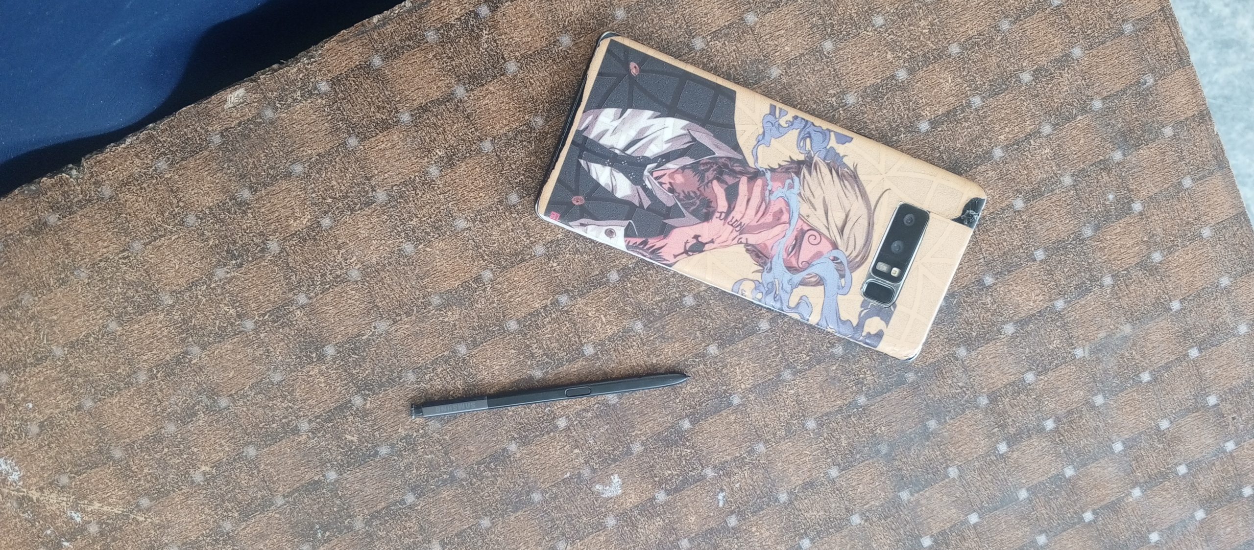 Samsung note 8 . Panal ma dot ha